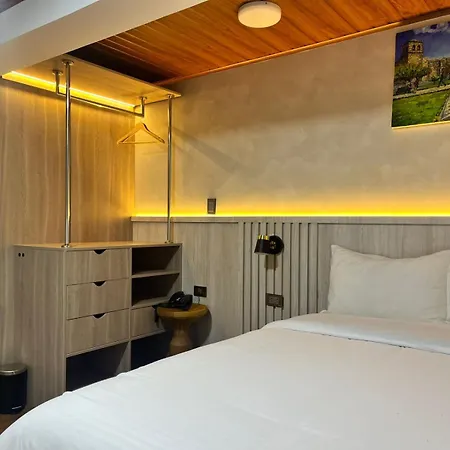 Cori Hotel